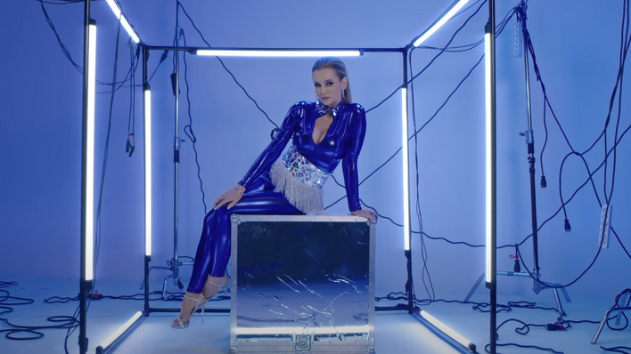 Monika Chwajoł zaskakuje wyjątkową premiera! Futurystyczny teledysk gwiazdy podbija internet!