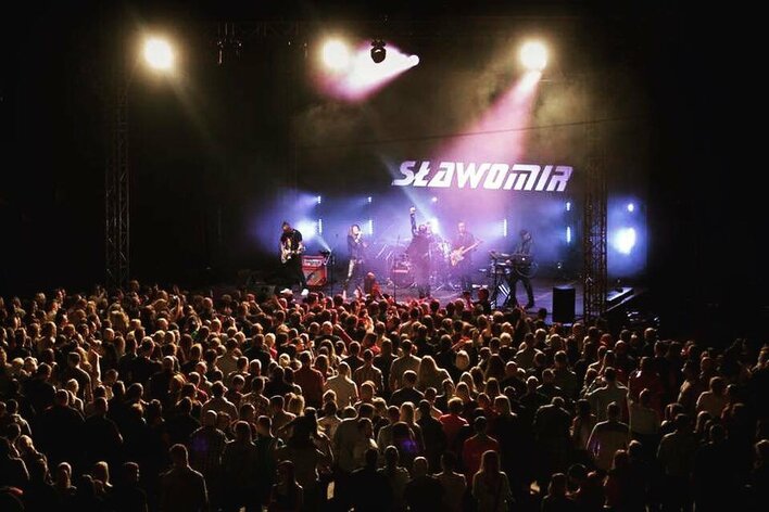 Nowość Sławomira na żywo! Posłuchaj premiery LIVE | VIDEO