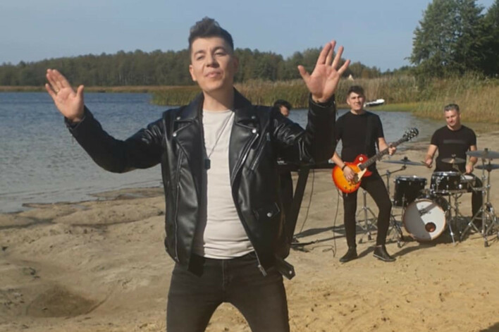 Nowość zespołu Alvaryo – emocjonalna opowieść w utworze „Miliony głosów„

