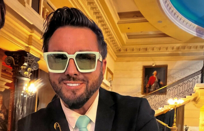 Nowy hit Andre! „Twoje Fotografie” króluje na YouTube i zdobywa miliony wyświetleń
