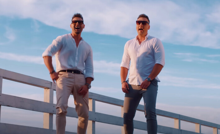 Gwiazdy disco polo deklasują konkurencje?! Effect i Albik zaskoczyli NOWOŚCIĄ „Wariatka„ Fani „Ta piosenka to hit
