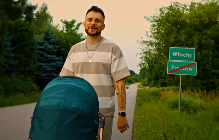 Nowy hit Menelaos! Sprawdź, jakie tajemnice kryje „Foch„ – zaskakująca premiera w stylu NEW AGE POLO!