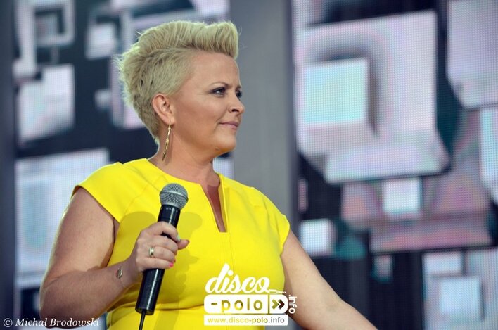 „Królowa„ hitem disco polo?! Nowy hit od Bayer Full z wokalem Beaty Jasińskiej! Gorąca premiera!