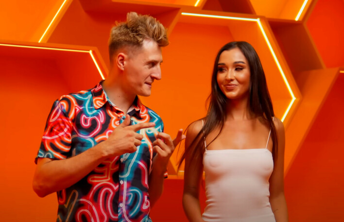 Nowy hit „Rozgadana” zespołu Carmelovi zachwyca fanów disco polo – dynamiczna melodia i chwytliwy tekst!
