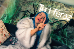 Nowy teledysk AGBE „Szybki Bill” robi furorę