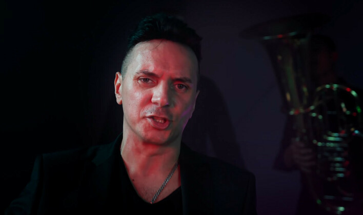 Nowy utwór LoverBoy - „Podbijaj świat„: połączenie stylu Italo Dance 2000 z przesłaniem inspirującym do osiągania celów życiowych