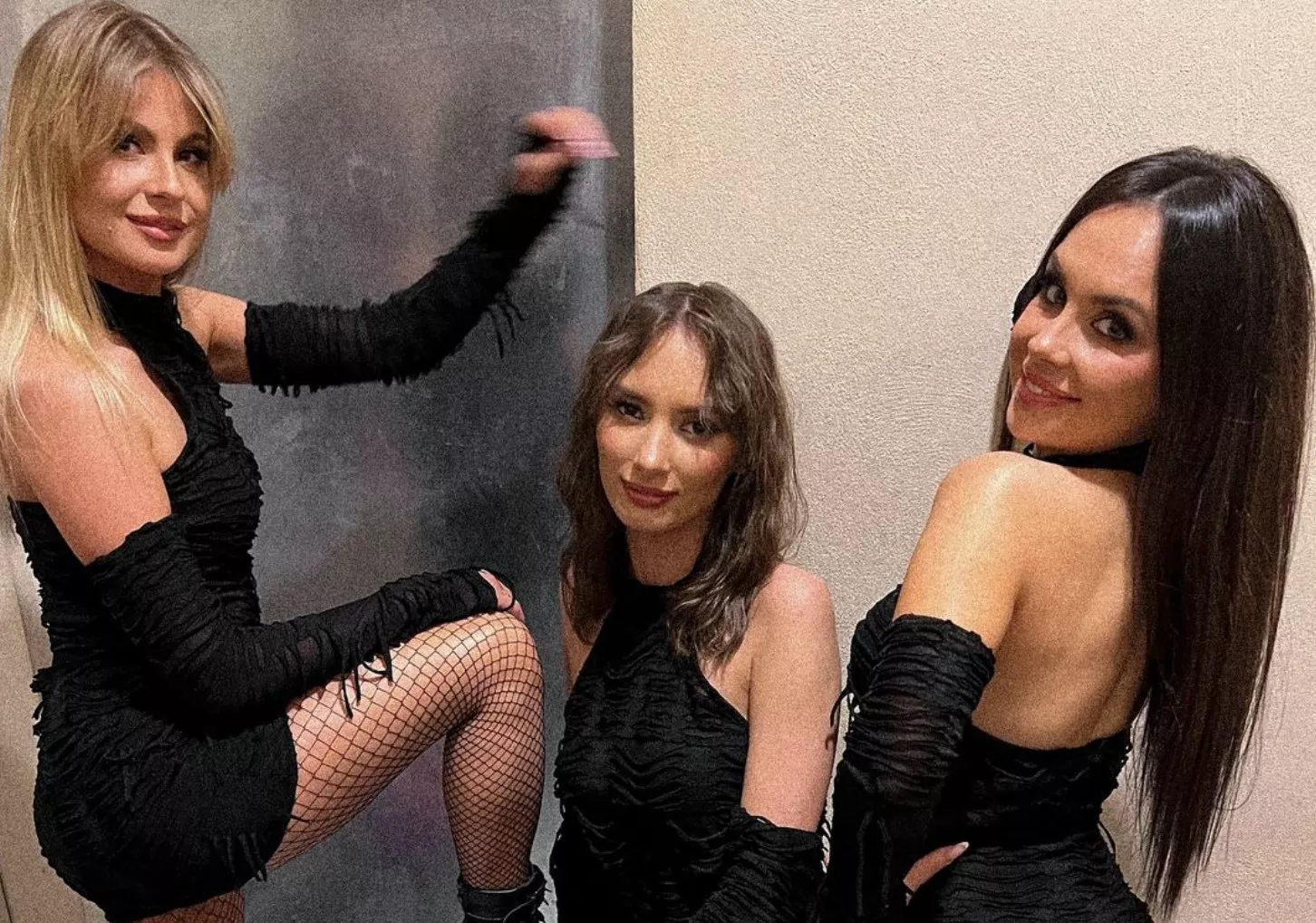 Znane wokalistki disco polo Szpilki zaskoczyły premierą „Z Tobą„! Letnia nowość stanie się hitem lata?! 
