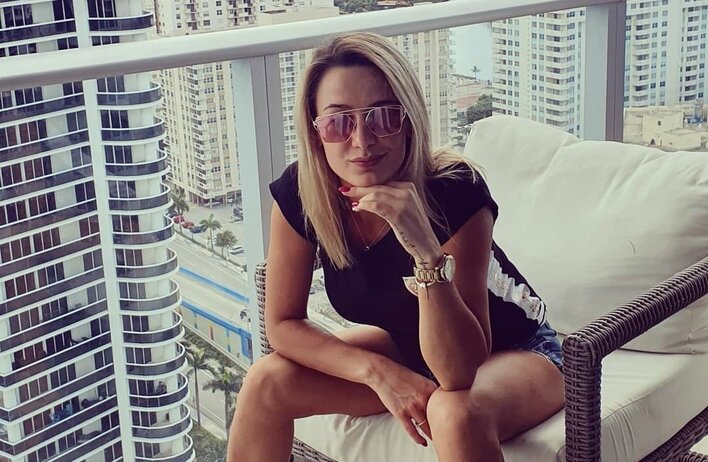 Odważne zdjęcie w pokoju popularnej wokalistki disco polo! Fani komentują!