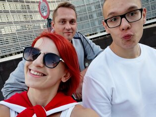 Ogromne emocje i stres! Wyjazd zespołu disco polo do Brukseli z przygodami!