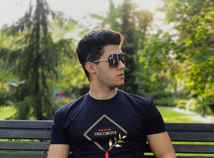 Popularny gwiazdor disco polo bezlitośnie znokautowali konkurencję, a to wszystko dzięki kobiecie!