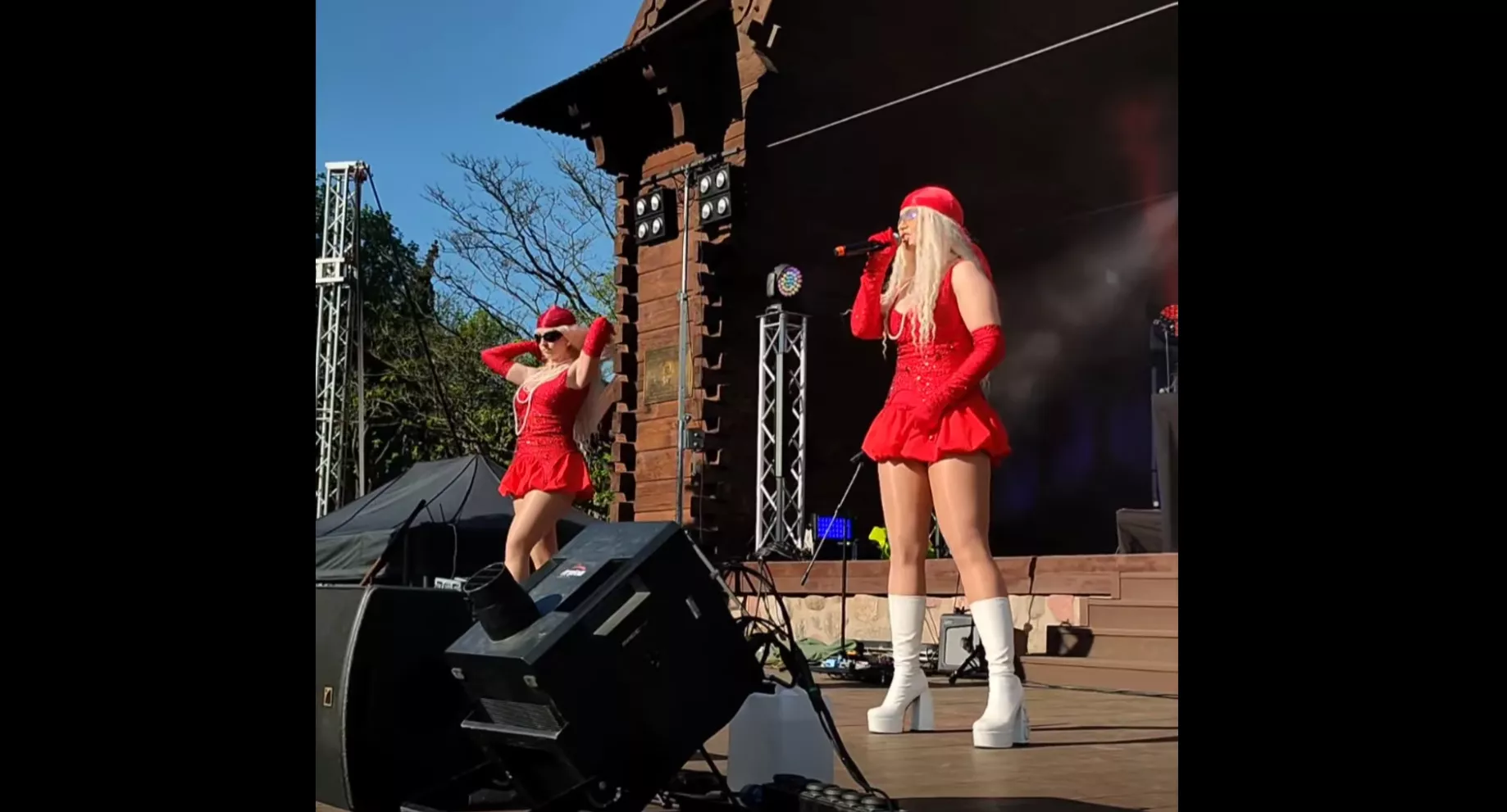 Olga i Natalia Siemienieckie zagrały w Ciechocinku. Tak XOXO radzą sobie z występami na żywo | VIDEO