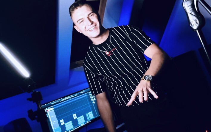 Nowa gwiazda na scenie disco polo! Oskaro - Ile ma lat, skąd pochodzi? Najważniejsze informacje!