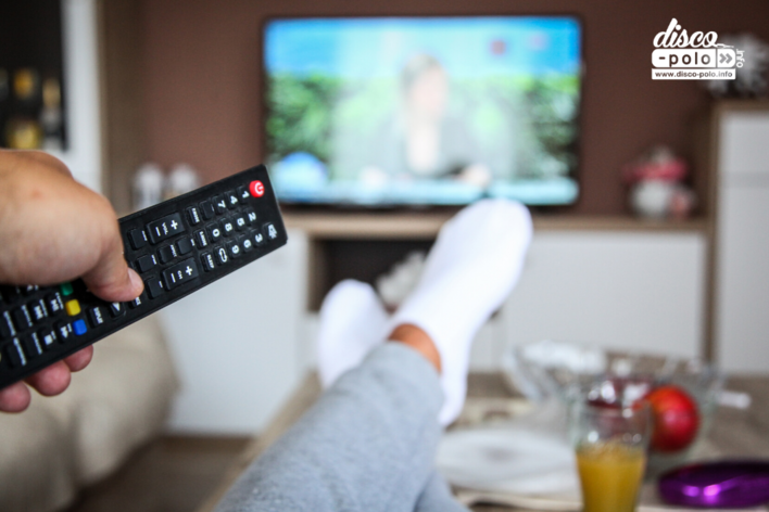 Ostre słowa w stronę zespołów disco polo w popularnym programie tv! Wstyd!