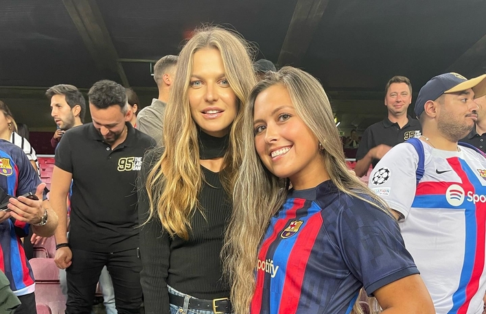 Niesamowite! Pamela Stone znana z duetu disco polo z Vivat na zdjęciach z Anną Lewandowską! To nie są przypadkowe zdjęcia 