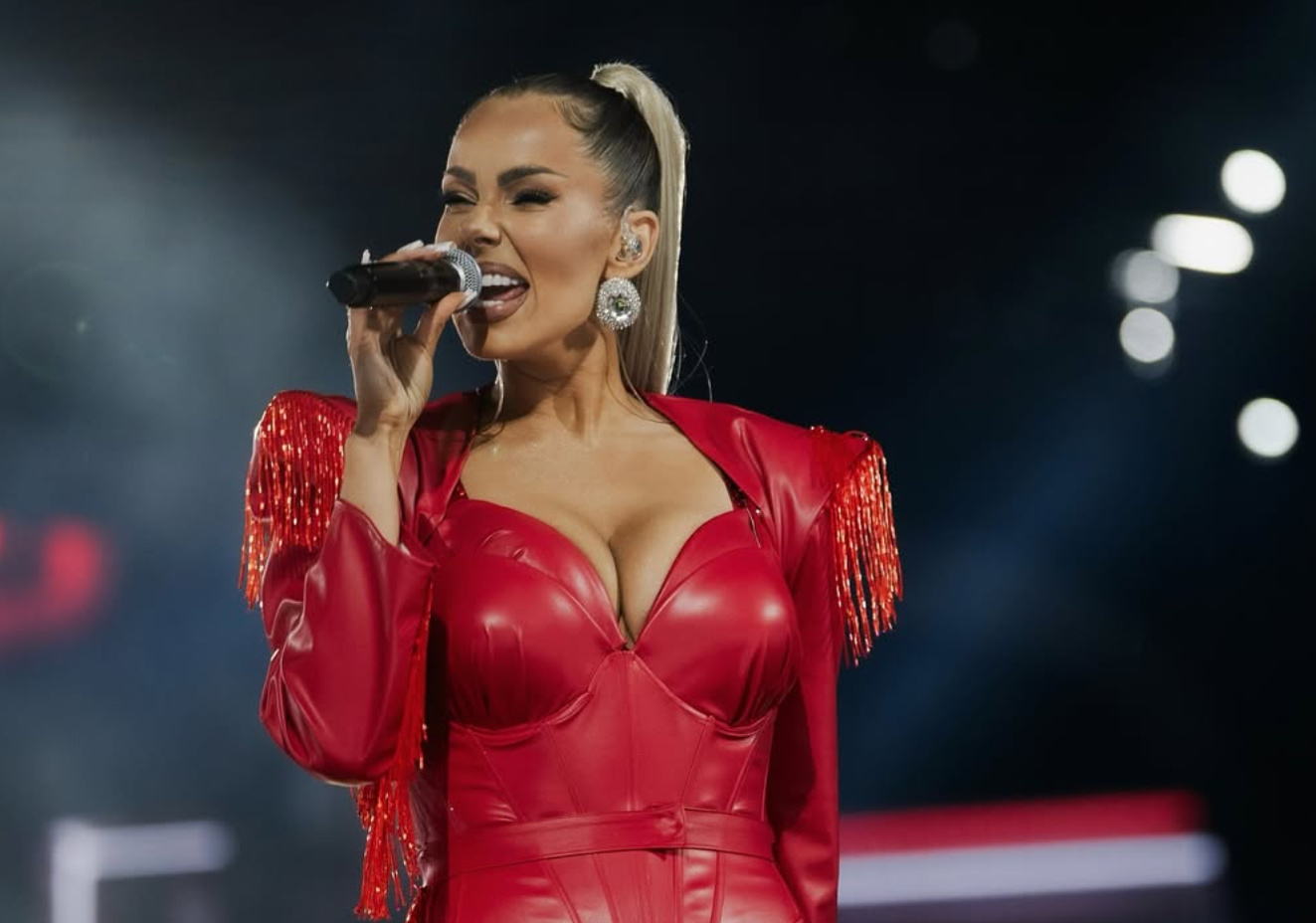 „Pani od makijażu zawiodła”. Paula Karpowicz (Topky) ujawnia kulisy Sylwestra TV Republika