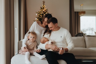 Paula i Jarek z Enjoy mają powód do ogromnej radości. Po raz drugi zostali rodzicami! Poznajcie Alicję! 