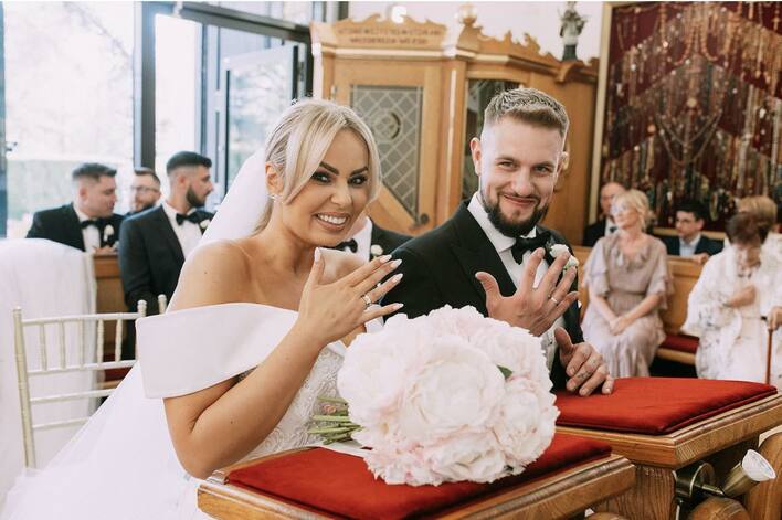 Paula Karpowicz Topky pokazała tatę! Zobaczcie jak wygląda ojciec gwiazdy disco polo, który pojawił się na ślubie córki!