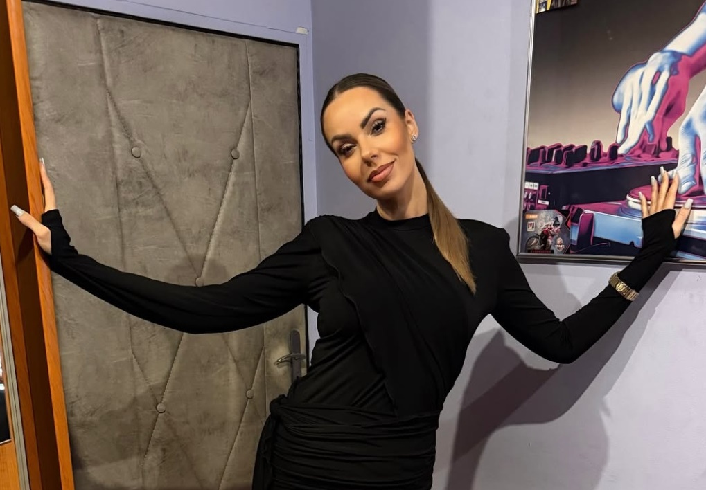 Paula Karpowicz-Zimecka z Topky w czarnej mini zachwyciła wszystkich.