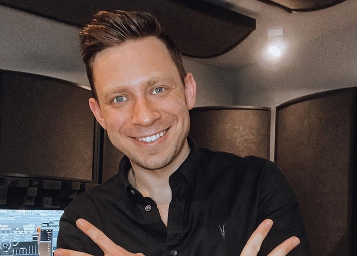 Paweł Jasionowski Masters przyłapany w studio nagraniowym?! Muzyk disco polo szykuje nowe hity disco polo?! 