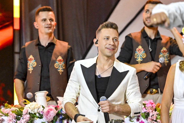 Paweł Jasionowski z Masters zaskoczył w Mrągowie! Zaśpiewał „U Cioci Na Imieninach”