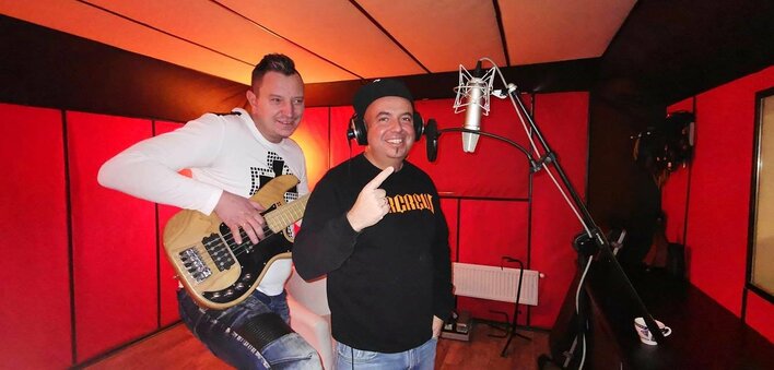 Petarda od Long & Junior! Nowość disco polo bez, której nie odbędzie się żadna impreza | VIDEO