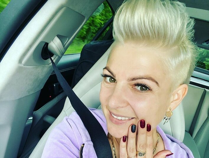 Piękni i Młodzi wychodzą na prowadzenie?! Grupa disco polo świętuje ogromny sukces! 