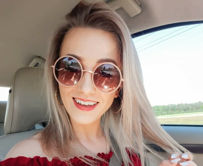 Co za talent! Piękna wokalistka disco polo podąża śladami znanego malarza? Fani przecierają oczy ze zdumienia!