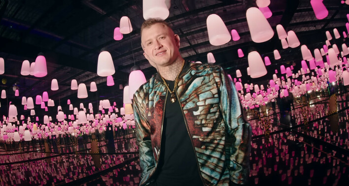 Piękni i Młodzi - Dawid Narożny i Sobota podbijają polskiego YouTube. „Jesteś taka słodka„ to najlepsza premiera w ostatnim czasie?