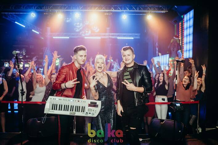 Piękni i Młodzi dali czadu! Publika oszalałą! Zobaczcie nagranie | VIDEO