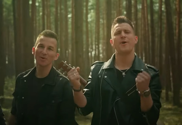 Piękny Rzym w produkcji disco polo! Znani artyści zaskoczyli internautów nową produkcją! To będzie HIT 2022 roku?!  