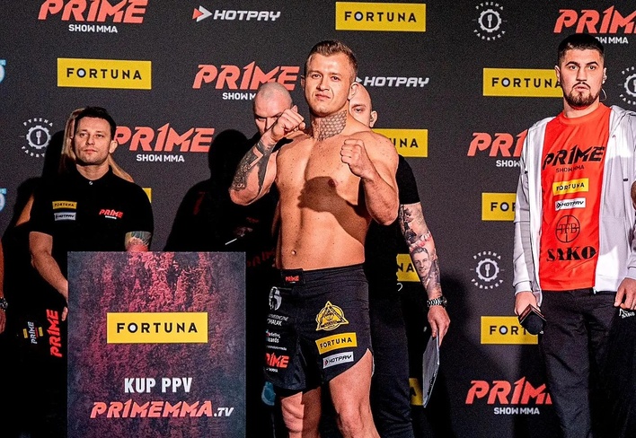 Pierwsza walka gwiazdy disco polo lada moment! Dawid Narożny debiutuje w PRIME MMA! Transmisja LIVE, wynik pojedynku