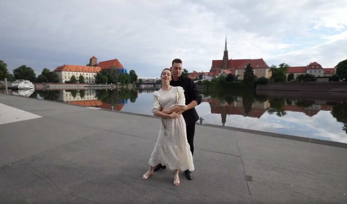 Pierwszy taniec w rytmie hitu disco polo! VIDEO tej pary podbija sieć!