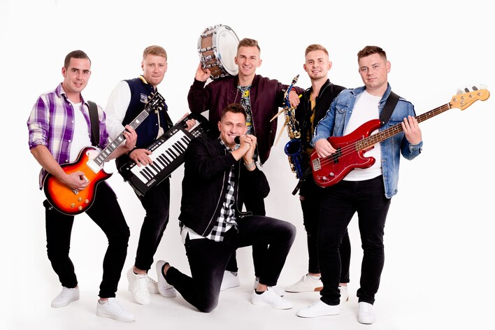 PILNE! Odejście dwóch członków zespołu disco polo! Zmiany personalne w zespole Eratox