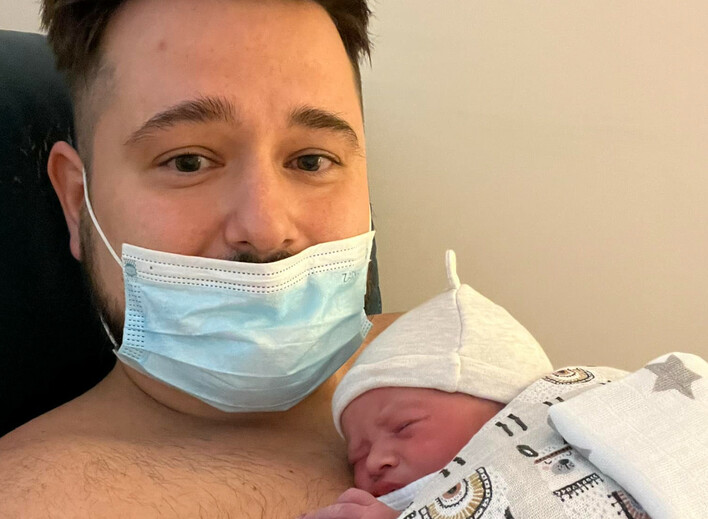 Wzruszający moment w branży disco polo! Piotr i Beata Koczocik zostali rodzicami! Poznajcie małego Filipka!