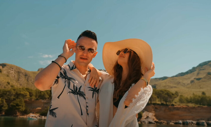 Playboys szokują klipem do „Nie będę błagał”! Emocje, luksus i łzy wśród tropikalnych widoków