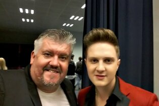 Po udarze wraca na scenę! Artysta zagra w wyjątkowej trasie! 