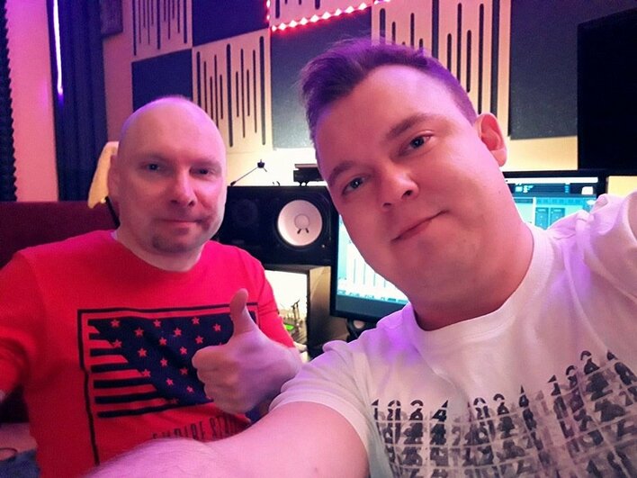 Pocałunek na ratunek? Grupa Summer Night przygotowała niespodzianki na 2018 rok. Zobaczcie czym zaskoczą!