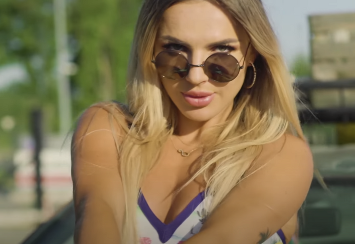 ”Polskie maniury” zawojują internet? Niezwykła premiera znanych gwiazdorów disco polo! 