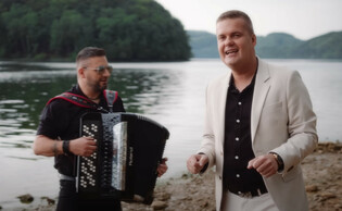 Ponad 400 tysięcy wyświetleń i rośnie! Nowość od To Jest To podbija serca fanów disco polo

