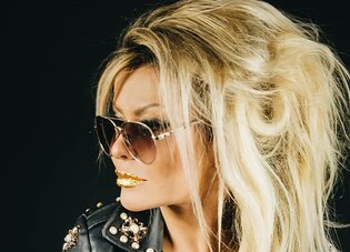 Popularna wokalistka disco polo w innym świecie...bez kwarantanny. Zobaczcie co się stało z jej twarzą!