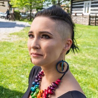 Popularna wokalistka disco polo założyła NOWY profil w mediach!  Uwagę przykuwają "Inne treści"! 