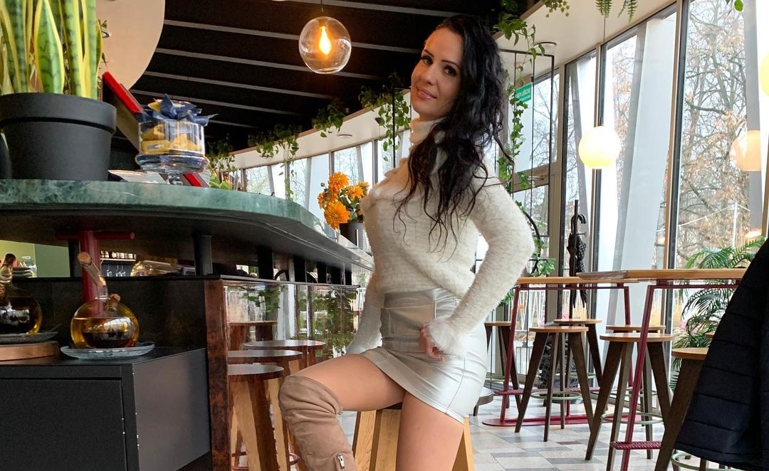 Popularna wokalistka disco polo z dumą prezentuje swoje piękne ciało! Joanna Kaczanowska (Etna) wygląda obłędnie!