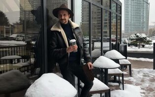 Popularny wokalista disco polo miał groźny wypadek! Kierowca nie zatrzymał się na czerwonym świetle!