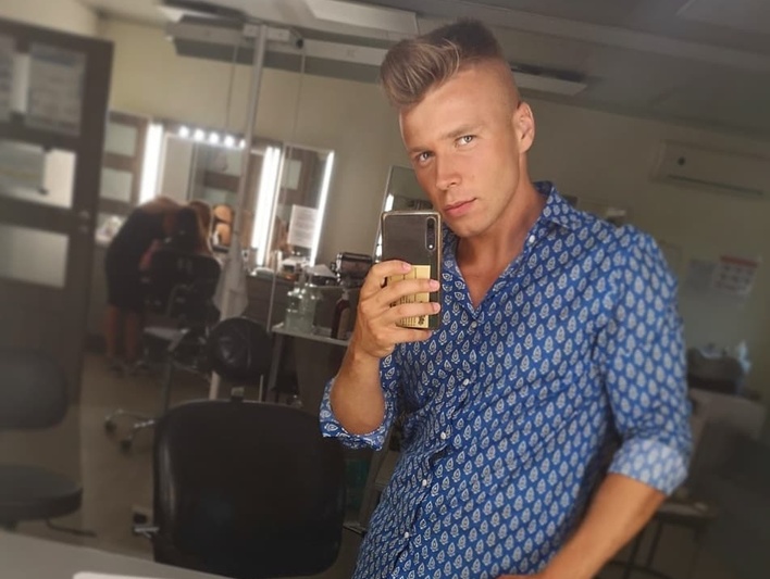 Popularny wokalista disco polo rozgrzał swoje fanki! Gorące komentarze pod zdjęciem!