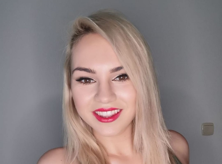 Oszałamiająca stylizacja Artystki disco polo wzbudza emocje fanów! Hitem jest to, co ma na głowie!