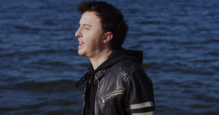 Gwiazdor disco polo deklasuje konkurencje?! Fani zachwyceni premierą AFTER PARTY ”Dajmy sobie szansę jeszcze raz”