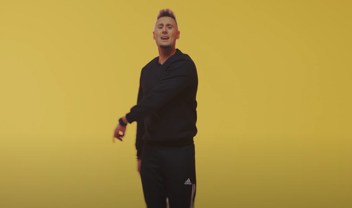 Gwiazdor disco polo zaskoczył wszystkich! To najbardziej kolorowy klip jaki kiedykolwiek zespół Effect zrealizował?!