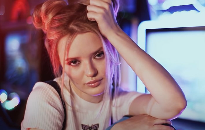 Gwiazdor disco polo eksperymentuje z muzyka?! Kompozycja ”Za Twoje piękne oczy” przypadła fanom do gustu! Fani komentują!
