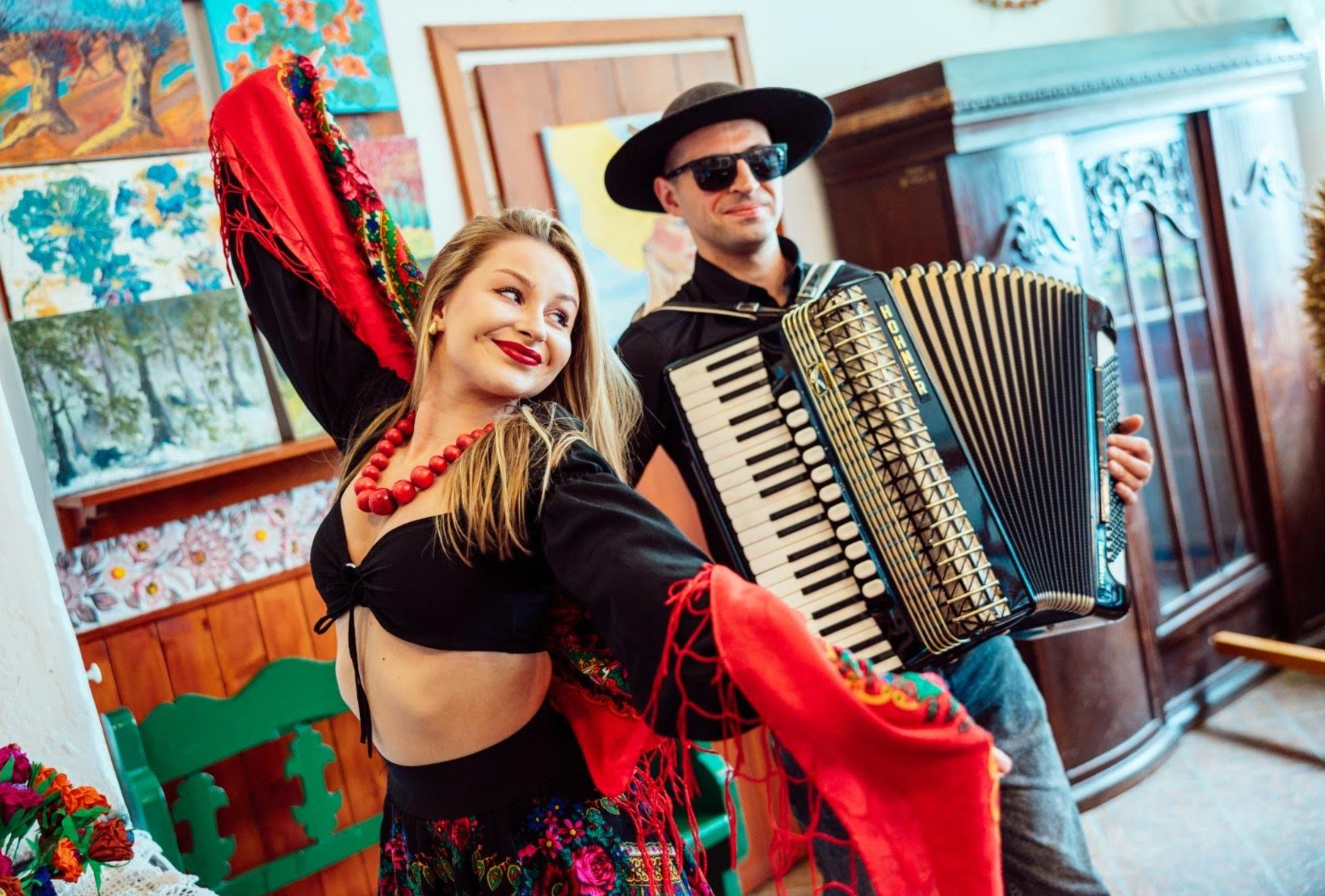 Premiera: Góralskie rytmy w disco polo? ”Zakręcona górolecka” MR GÓRALA robi furorę w sieci