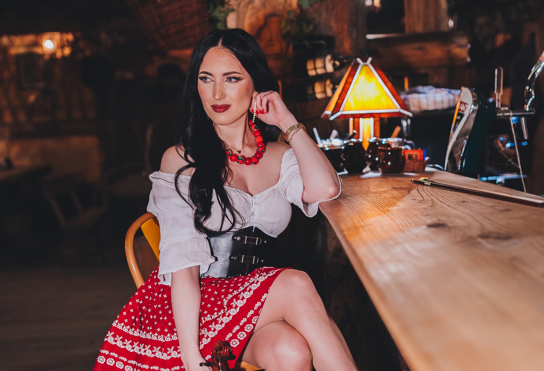 Premiera Iwona Cichoń „Halka góralka”. Wokalistka z Limanowej prezentuje nowy utwór